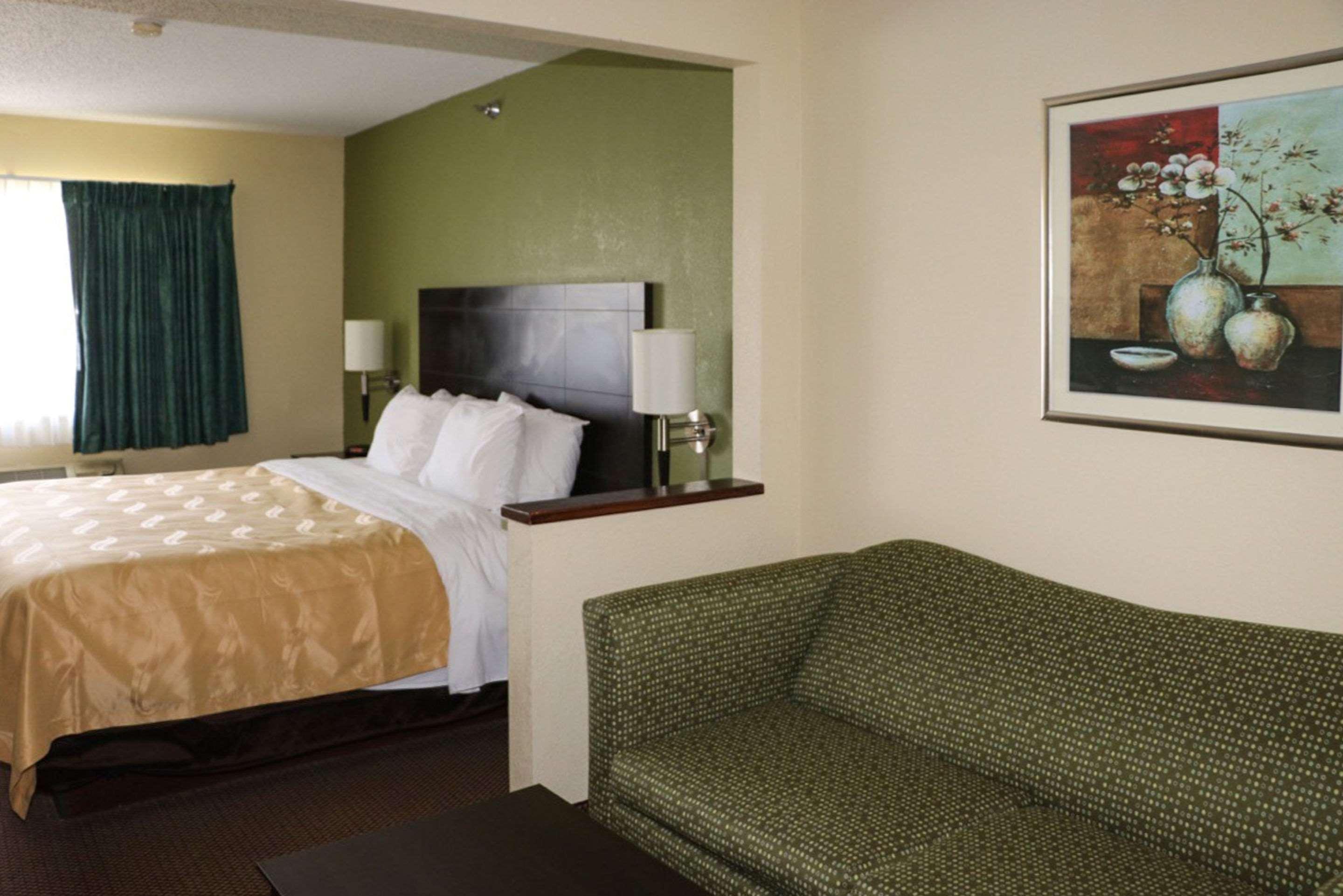 Quality Inn East Evansville Exterior photo