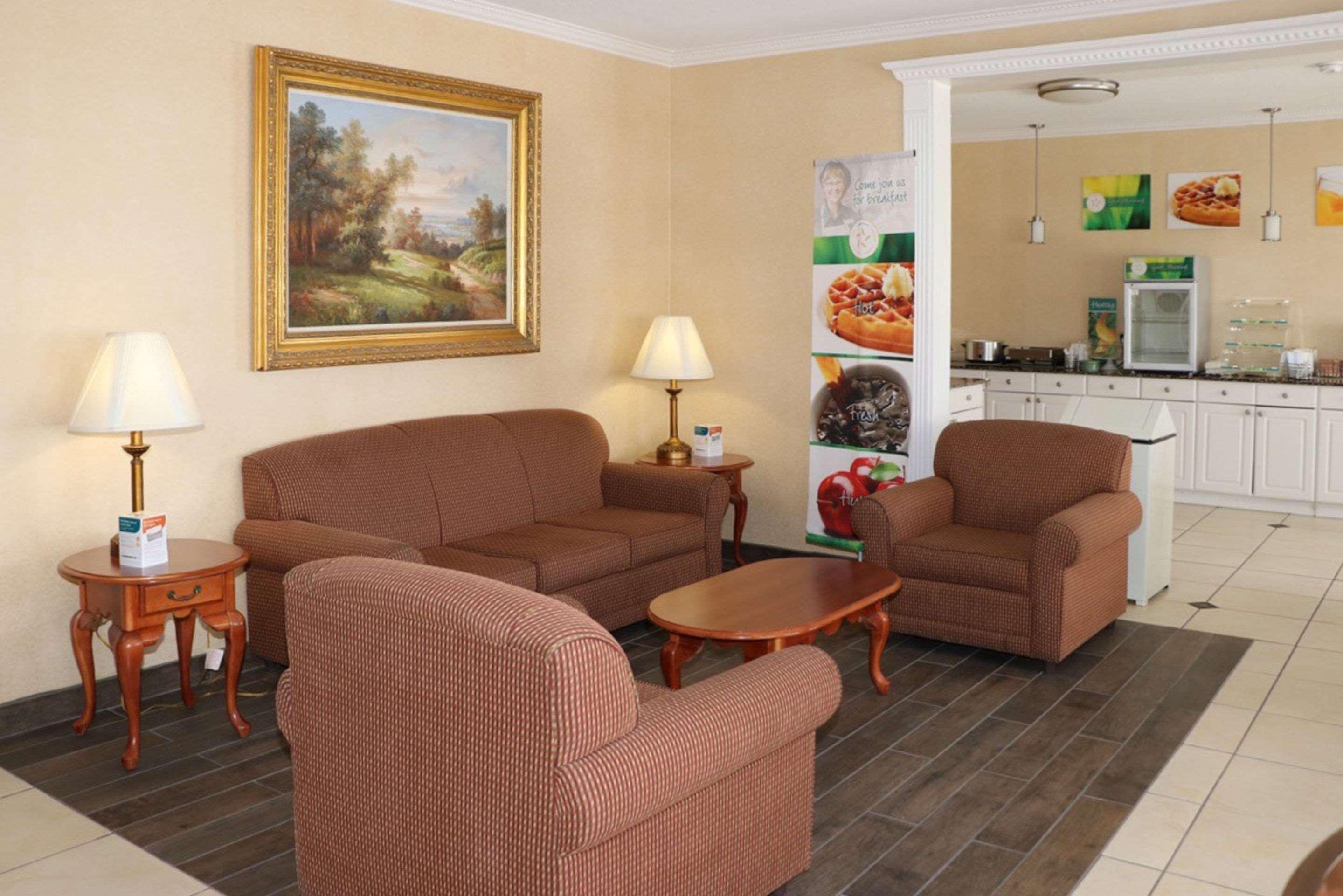 Quality Inn East Evansville Exterior photo